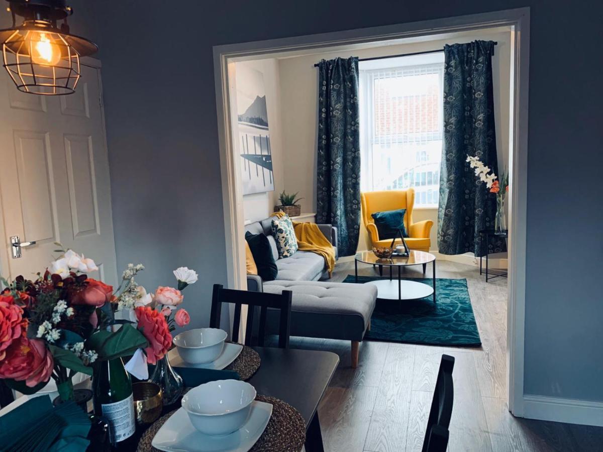 Stylish, Spacious & Luxurious Home - Parking Liverpool Extérieur photo